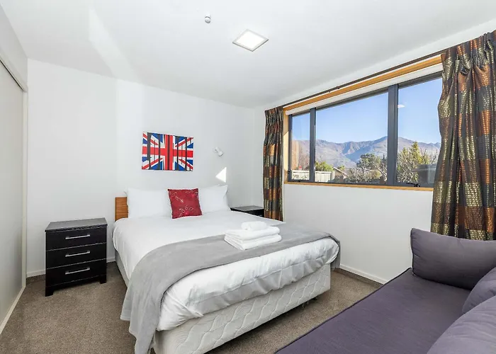 Retreat On Ragan Holiday home *